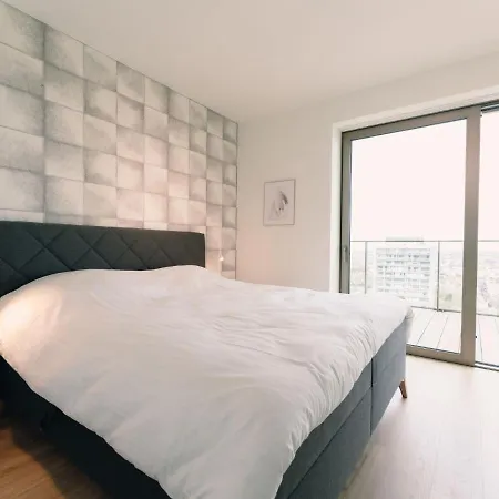 Διαμέρισμα Sky Tower View With Parking By Interhome *