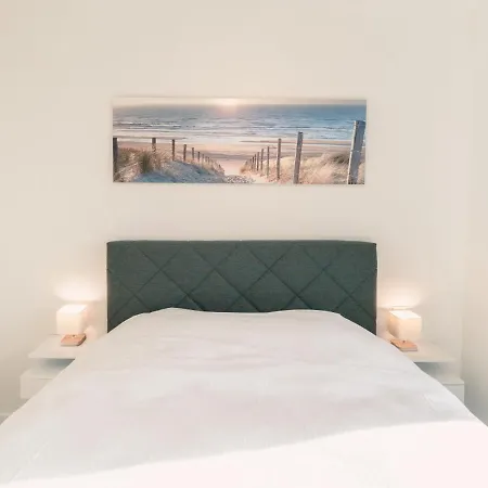 Sky Tower One By Interhome Apartment *