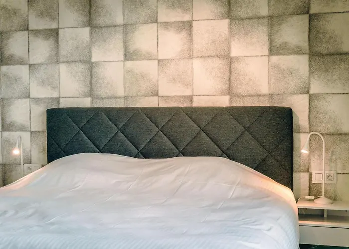 Sky Tower View With Parking By Interhome 아파트