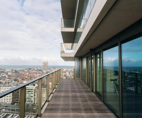 Sky Tower View With Parking By Interhome 아파트