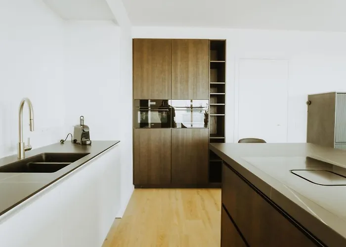 Sky Tower View With Parking By Interhome 아파트